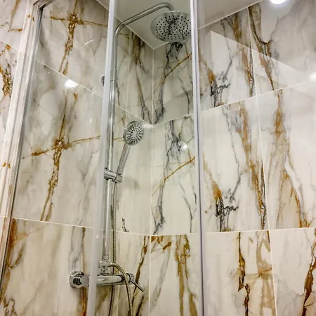 Bse15 2e, A In Madeira *