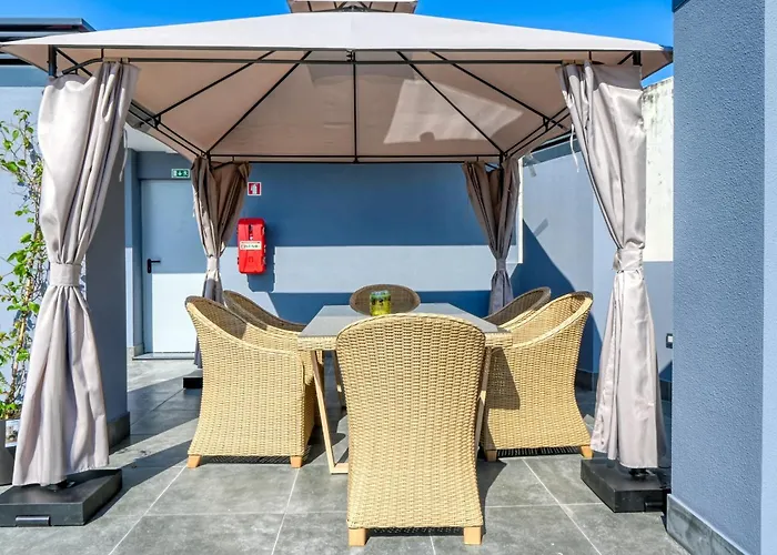 Apartment Bse15 2e, A In Madeira